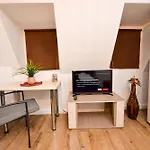 Ideal Unirii Square Apartamento *