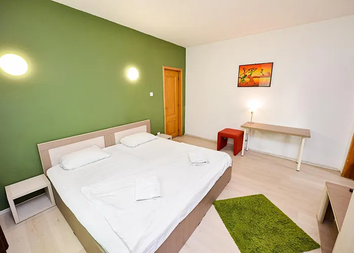 Ideal Unirii Square *