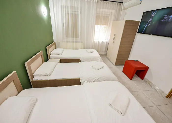 Ideal Unirii Square *