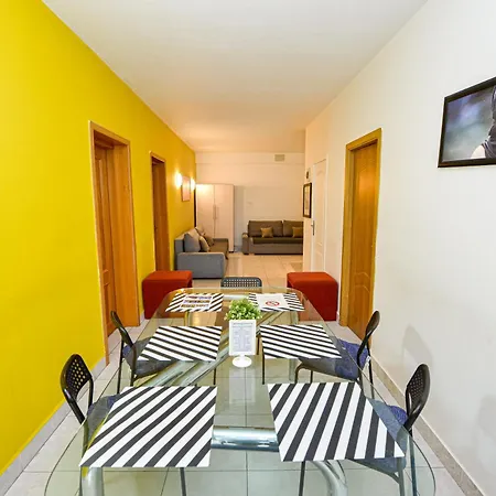 דירה Ideal Unirii Square בוקרשט